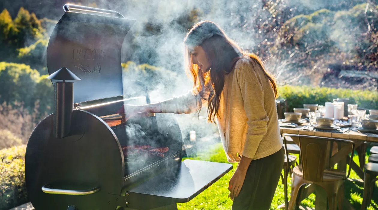 What Features Do You Need in a Charcoal Grill