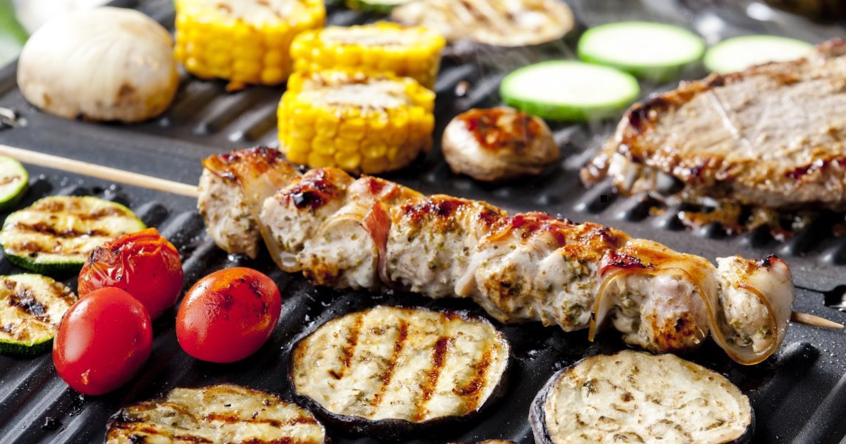 The Best Foods To Cook On An Electric Grill 